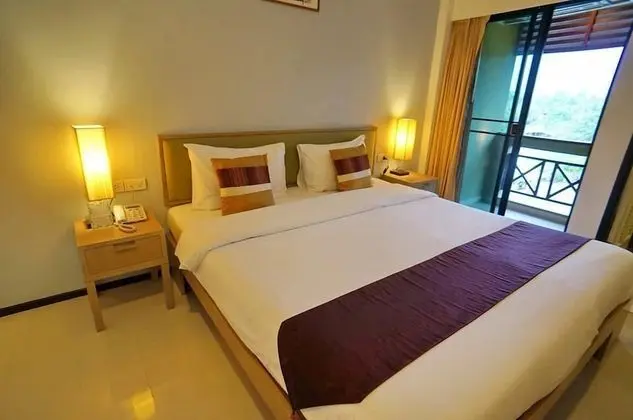 Standard room No Elevator (locate 2-3 Floor)