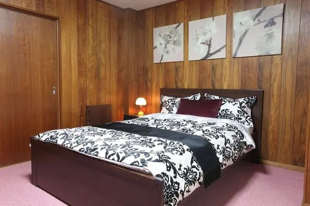 Ev (Private Vacation Home)