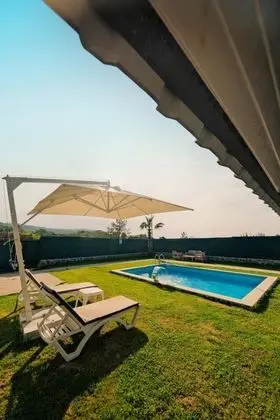 Bungalow, Göl Manzaralı, Isıtmalı Özel Havuzlu