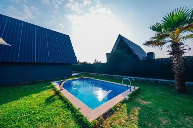 Bungalow, Göl Manzaralı, Isıtmalı Özel Havuzlu