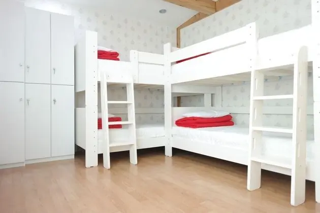 Ortak Ranzalı Oda, Sadece kadınlar için (4 Person Room)