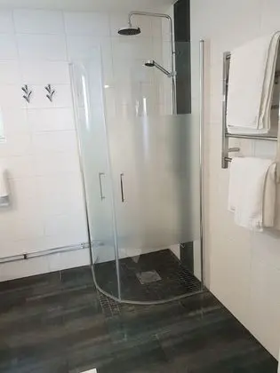 Tek Büyük veya İki Ayrı Yataklı Oda, Özel Banyo