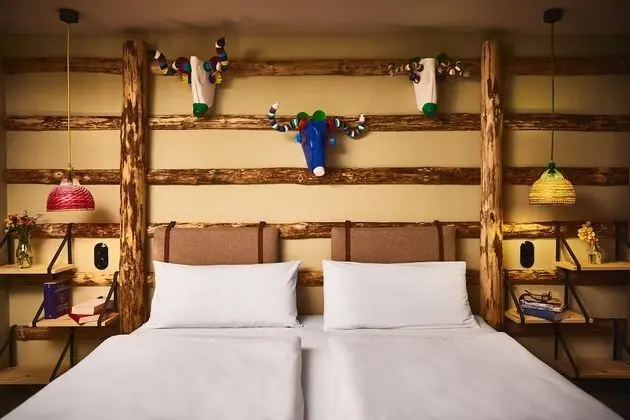 Tek Büyük Yataklı Oda