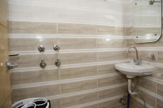 Superior Ortak Ranzalı Oda, Sadece kadınlar için