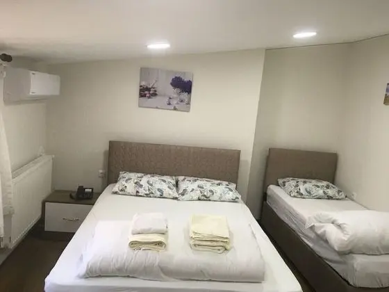 Standard Üç Kişilik Oda