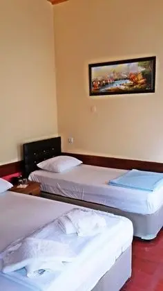 Standard Üç Kişilik Oda