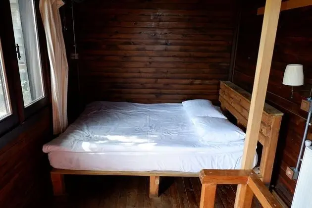 Basic Room, Multiple Beds, Valley View, Mountainside