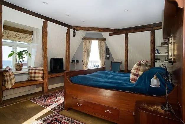 Tek Büyük Yataklı Oda