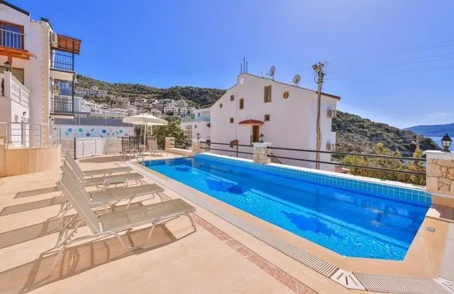 Özel Havuzlu Villa, Deniz ve Dağ Manzaralı, Şömineli ve Balkonlu