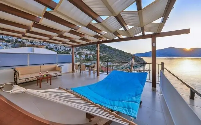 Penthouse İki Yatak Odalı, Deniz ve Dağ Manzaralı, Teraslı