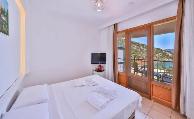 Standart Oda, Deniz Manzaralı, Balkonlu