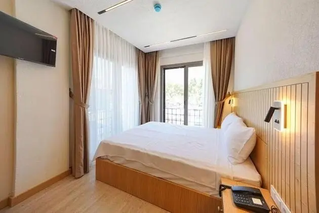 Deniz Manzaralı Oda, Deniz Manzaralı
