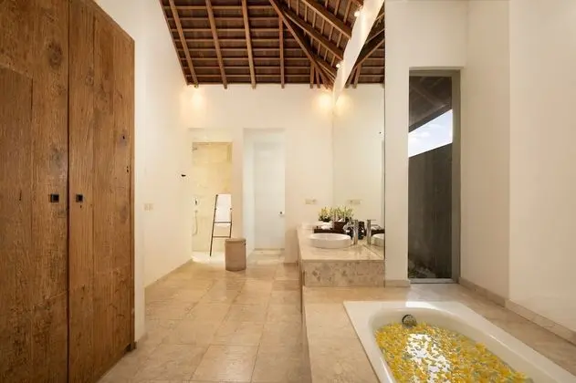 Executive Villa