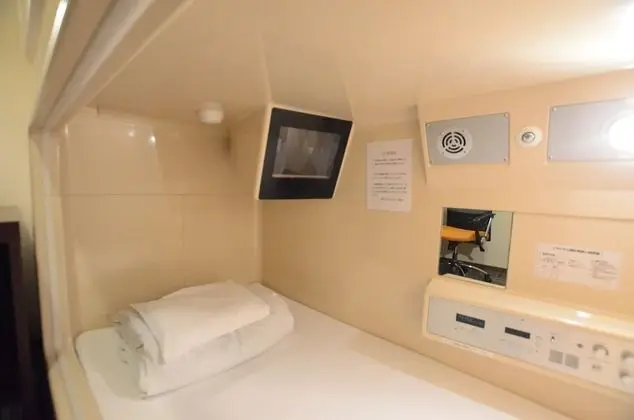 Oda, 1 Tek Kişilik Yatak (Private Capsule, Upper Bed)