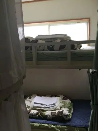 Ortak Ranzalı Oda, Karma Ranzalı Oda