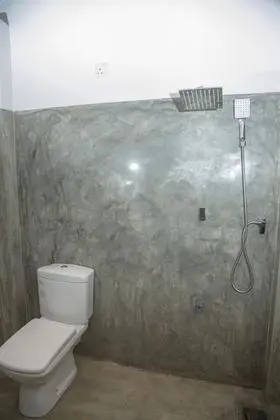 Üç Kişilik Oda