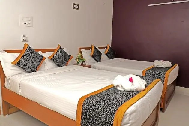 FAMILY AC ROOM