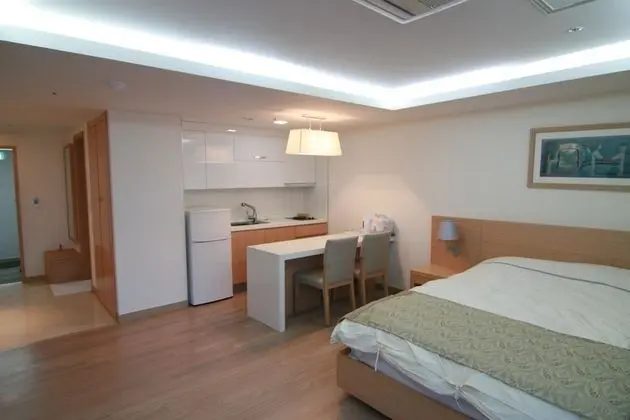 [Breakfast & Sauna PKG] Family Deluxe: Breakfast and Sauna for 2