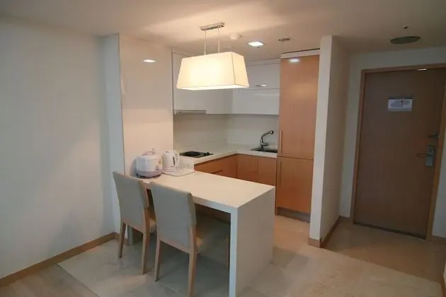 [Breakfast & Sauna PKG] Suite Deluxe: Breakfast and Sauna for 2