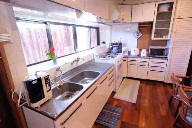 Ev, Birden Çok Yatak Odası (8 Bedrooms)