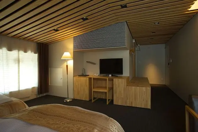 İki Ayrı Yataklı Oda, Sigara İçilmez (Standard Kaiseki)