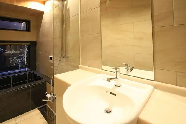 Traditional Ev, Özel Banyo