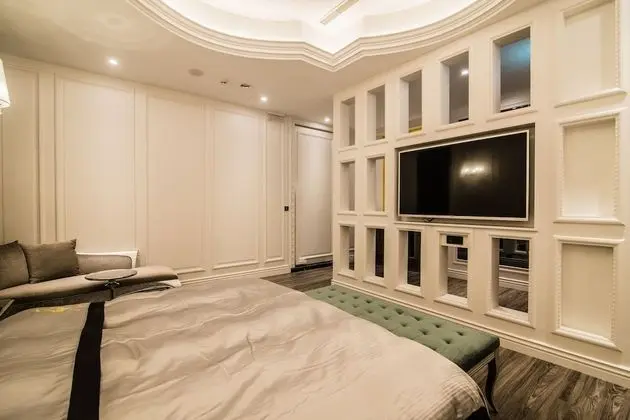 Design Tek Büyük Yataklı Oda, Sigara İçilmez