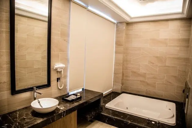 Design Tek Büyük Yataklı Oda, Sigara İçilmez