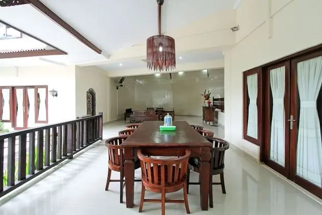 Deluxe Three Bedrooms Villa