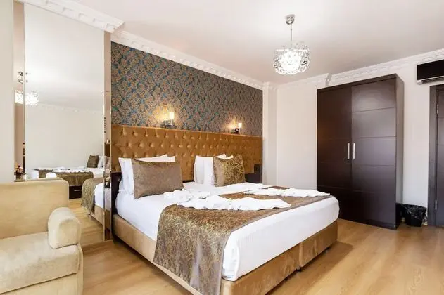 Deluxe Dört Kişilik Oda