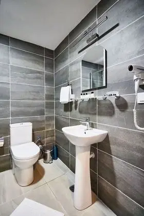 Standard Tek Büyük veya İki Ayrı Yataklı Oda, 1 Çift Kişilik Yatak