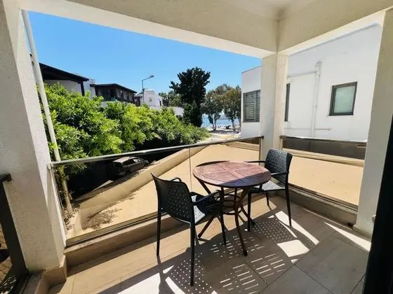 Apartment, Deniz ve Dağ Manzaralı, Balkonlu