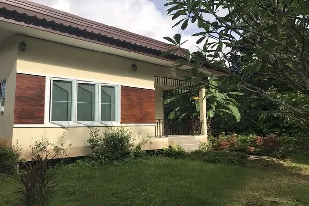 2 Bedroom Holiday Home