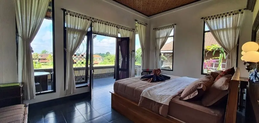 Deluxe Tek Büyük Yataklı Oda