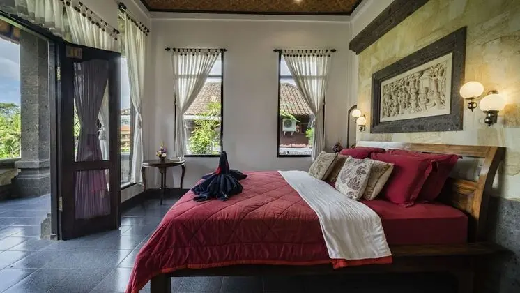 Deluxe Tek Büyük Yataklı Oda