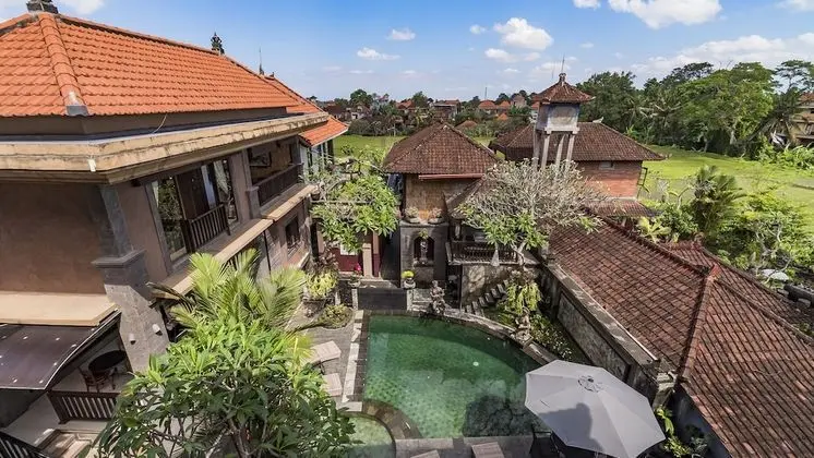 Standard Tek Büyük veya İki Ayrı Yataklı Oda, Bahçe Manzaralı