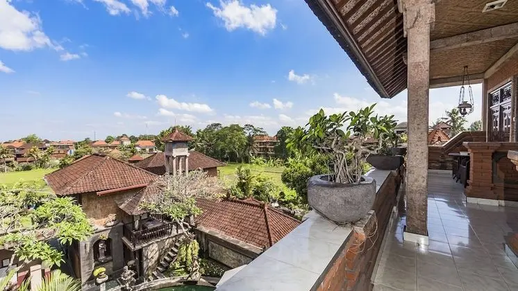 Standard Tek Büyük veya İki Ayrı Yataklı Oda, Bahçe Manzaralı