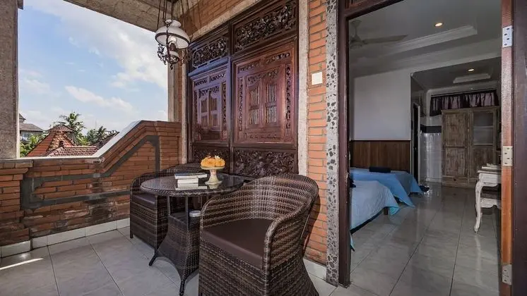 Standard Tek Büyük veya İki Ayrı Yataklı Oda, Bahçe Manzaralı