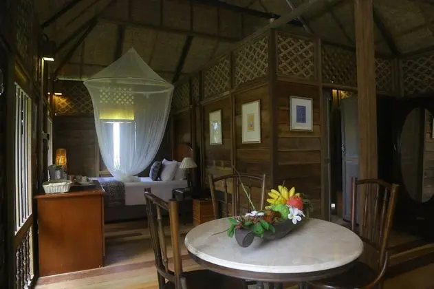 Villa (Ulu)