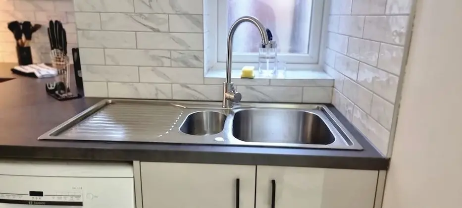 Deluxe Tek Büyük Yataklı Oda, Banyolu/Duşlu