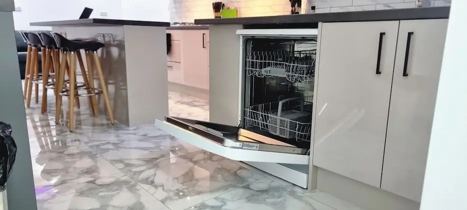 Deluxe Tek Büyük Yataklı Oda, Banyolu/Duşlu