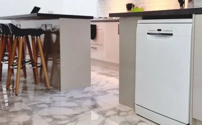 Deluxe Tek Büyük Yataklı Oda, Banyolu/Duşlu