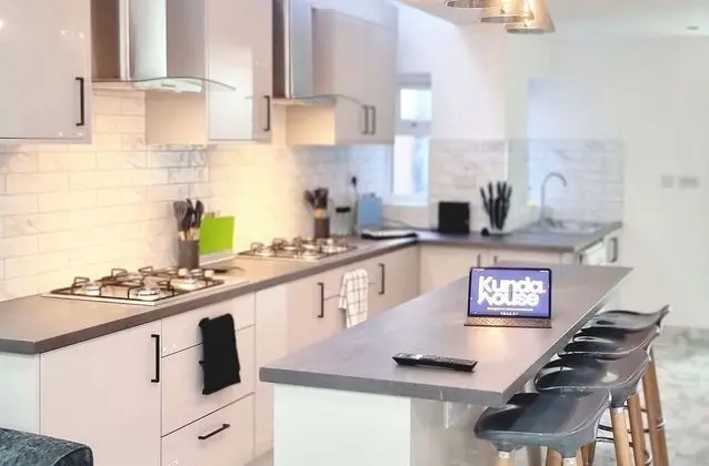 Deluxe Tek Büyük Yataklı Oda, Banyolu/Duşlu