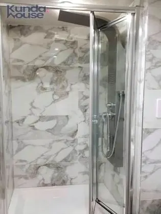 Deluxe Tek Büyük Yataklı Oda, 1 Çift Kişilik Yatak, Banyolu/Duşlu