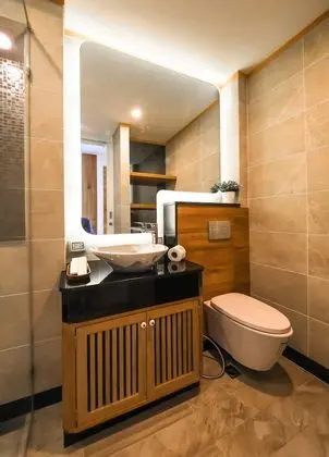 Private Pool Suite