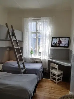 Üç Kişilik Oda