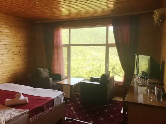Standard Tek Büyük veya İki Ayrı Yataklı Oda