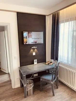 Tek Büyük Yataklı Oda