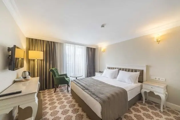 Çift Kişilik, Şehir Manzaralı