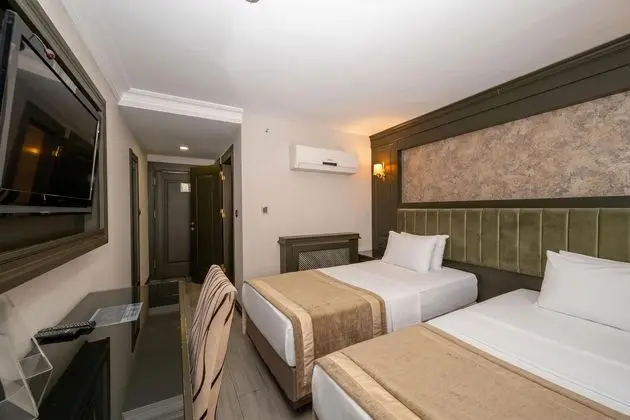 Çift Kişilik, Şehir Manzaralı